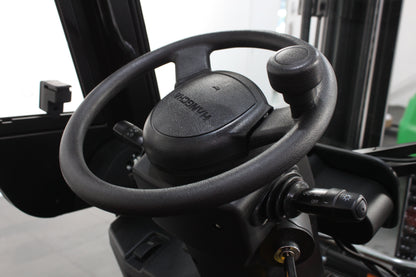 Hangcha XE438 3.8T Long Range | Full Cab Lithium Counterbalance | 4-Wheel Forklift