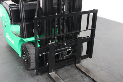 Hangcha XC318 1.8T | Half Cab Lithium Counterbalance | 3-Wheel Forklift