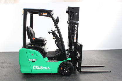 Hangcha XC318 1.8T | Half Cab Lithium Counterbalance | 3-Wheel Forklift