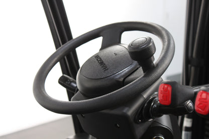 Hangcha XC318 1.8T | Half Cab Lithium Counterbalance | 3-Wheel Forklift