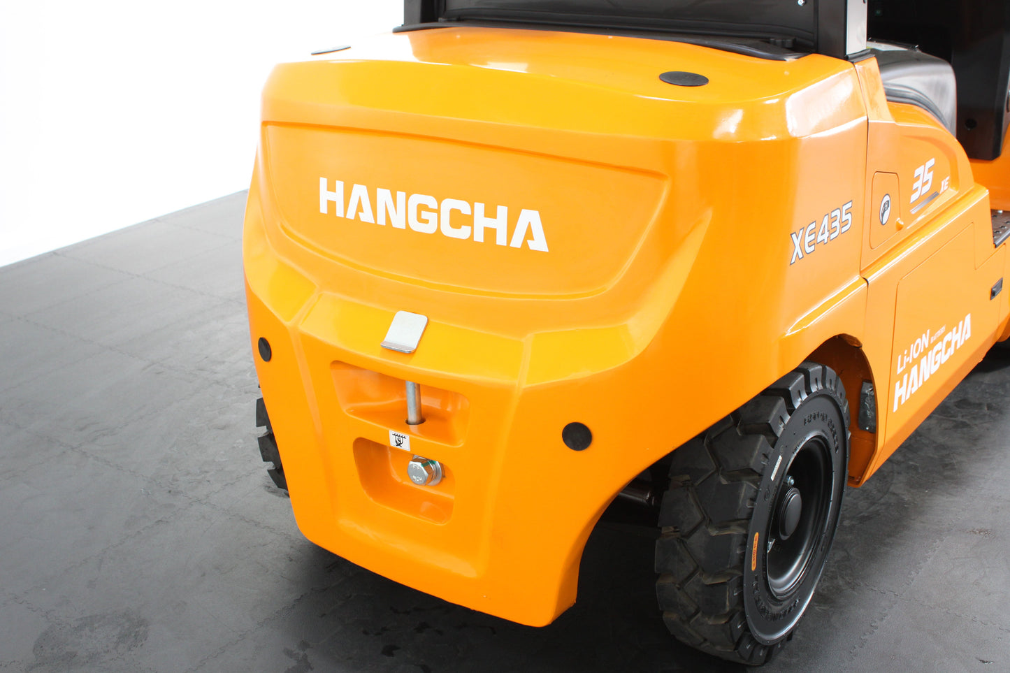 Hangcha XE435T 3.5T | Semi Cab Lithium Counterbalance | 4-Wheel Forklift