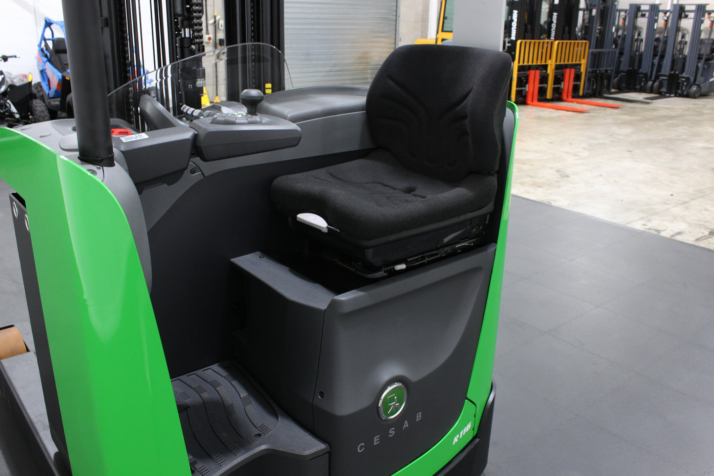 CESAB R116 Electric Reach Truck