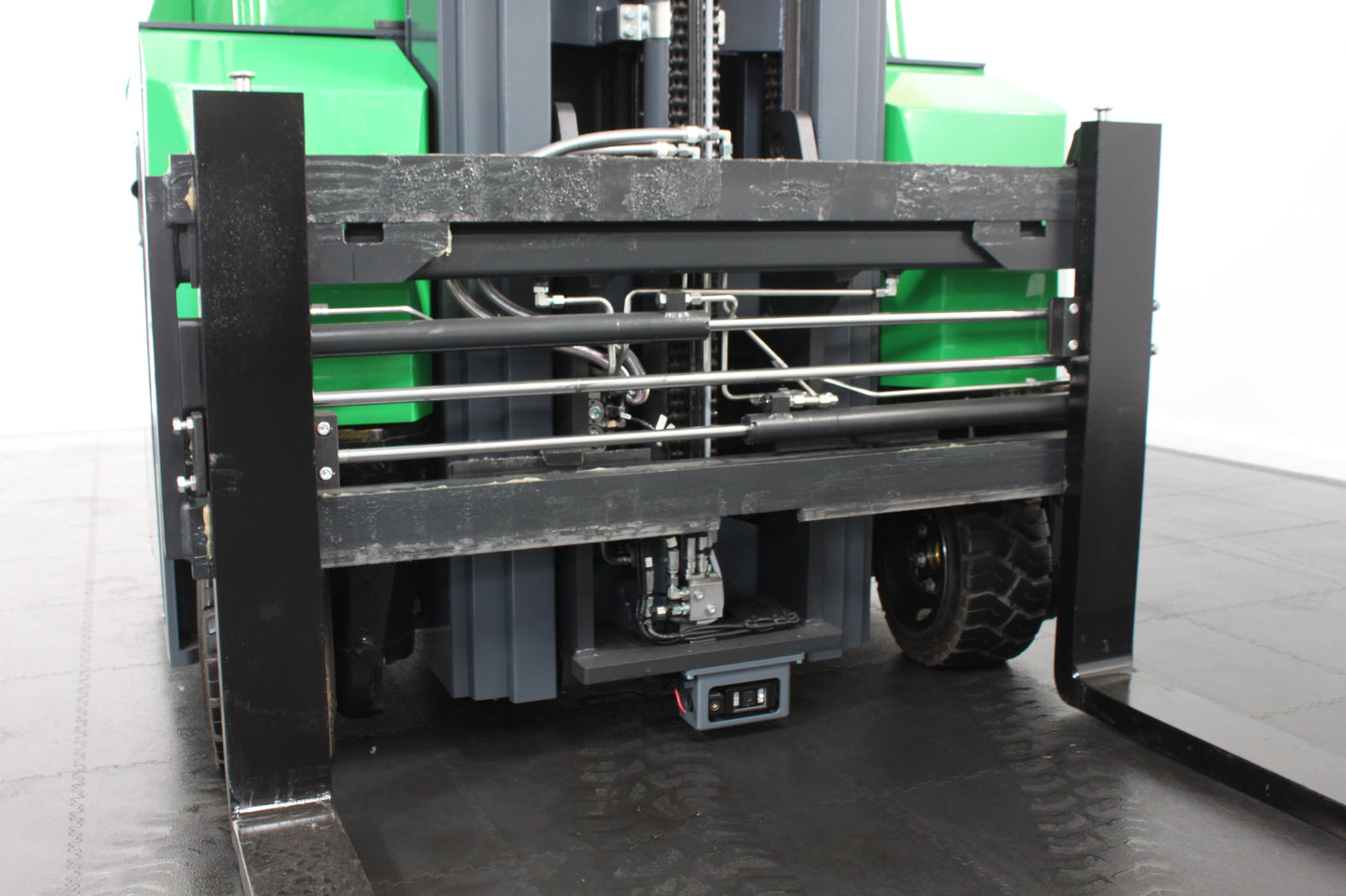 Mima mqk30 - Multidirectional counterbalance forklift