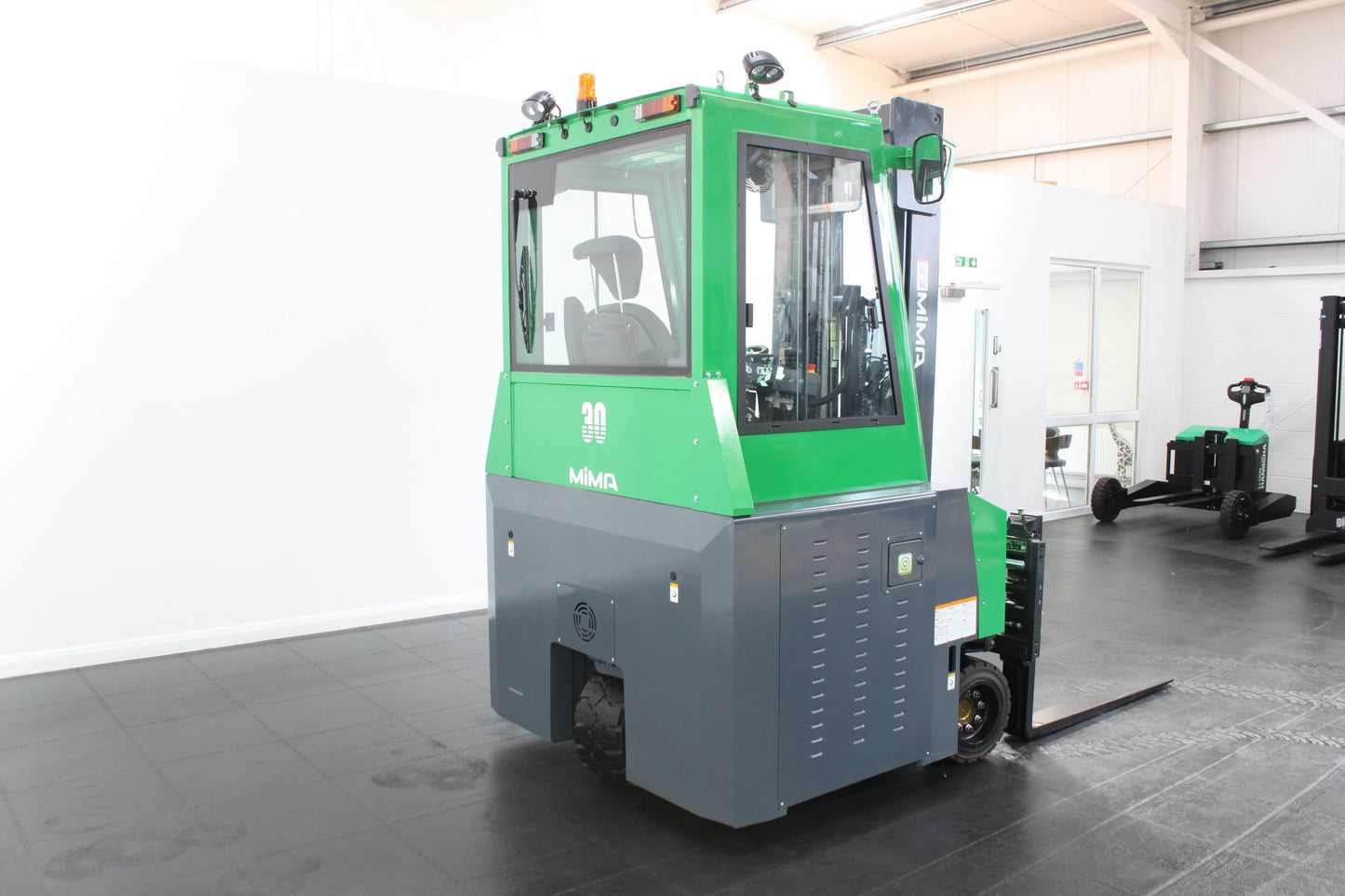 Mima mqk30 - Multidirectional counterbalance forklift