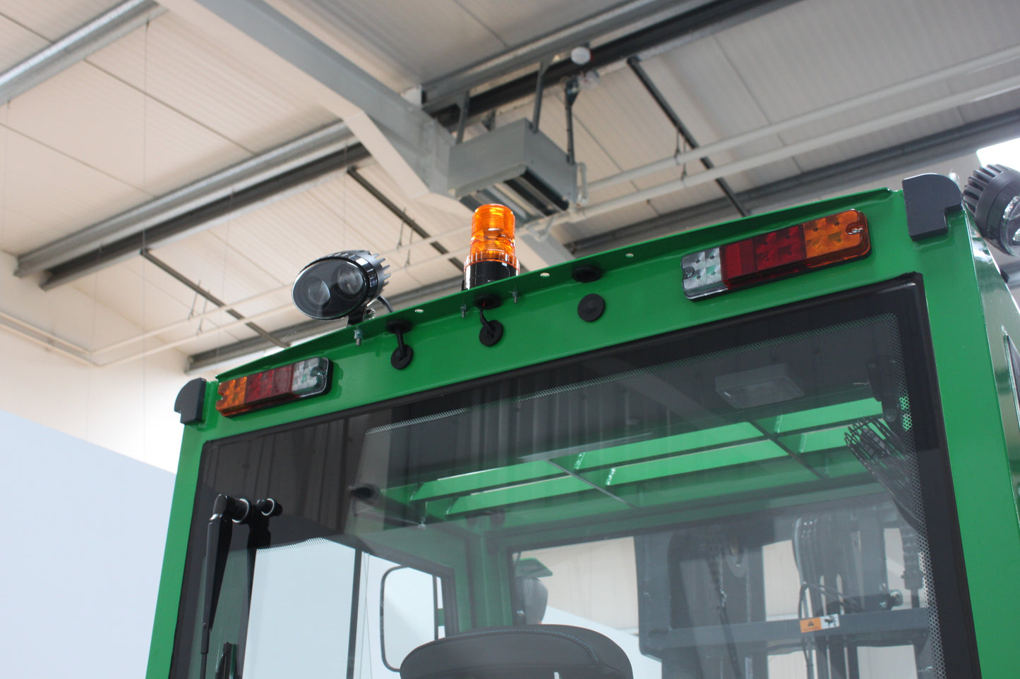 Mima mqk30 - Multidirectional counterbalance forklift