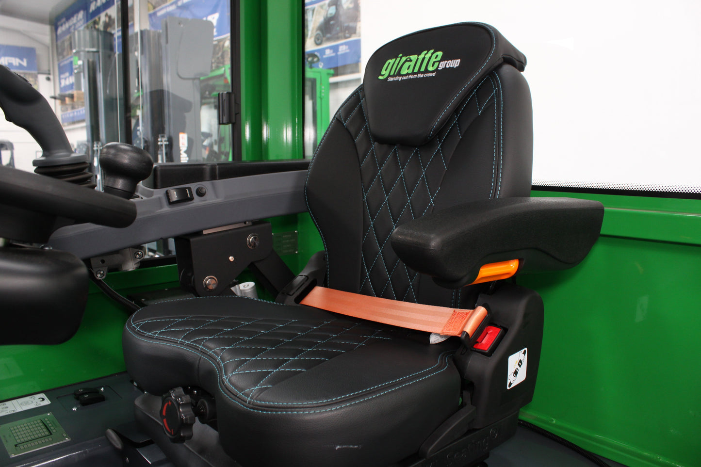 Mima mqk30 - Multidirectional counterbalance forklift