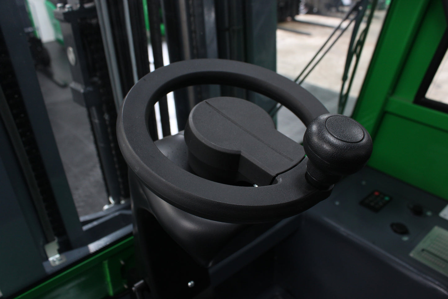 Mima mqk30 - Multidirectional counterbalance forklift
