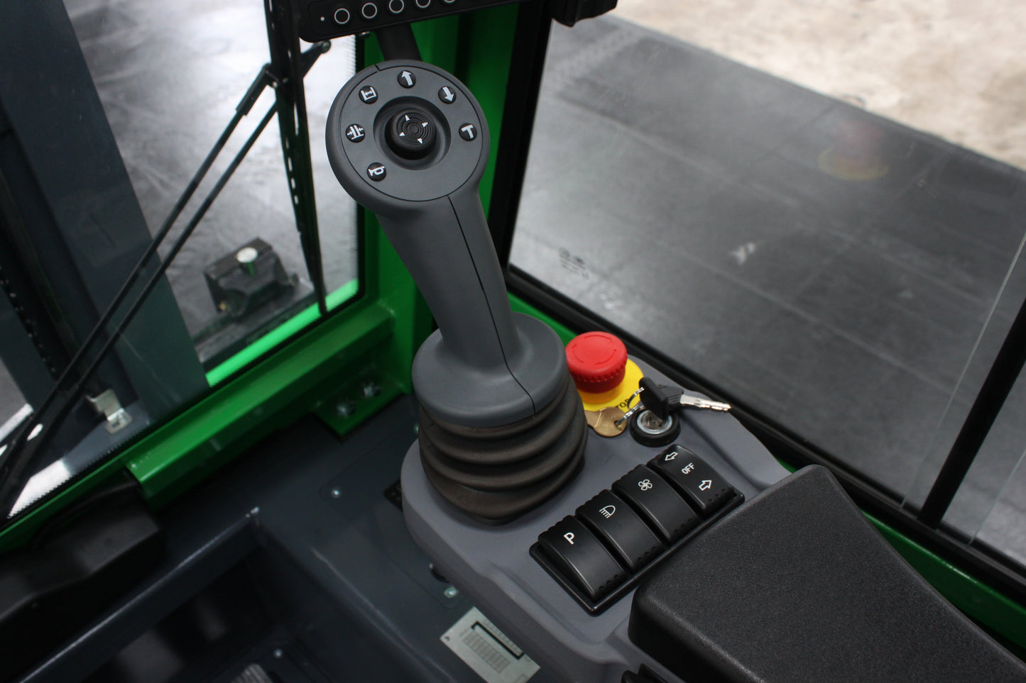 Mima mqk30 - Multidirectional counterbalance forklift