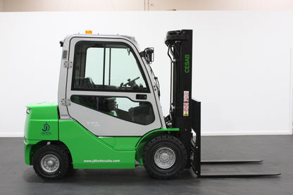 CESAB M325DV Torque Converter Diesel Counterbalance Forklift - Full Cab