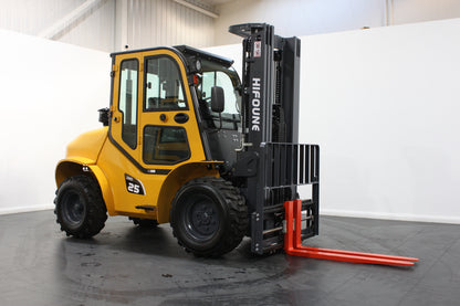 Hifoune CPCD25-2WD - Full cab - Rough terrain forklift