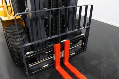 Hifoune CPCD25-2WD - Full cab - Rough terrain forklift