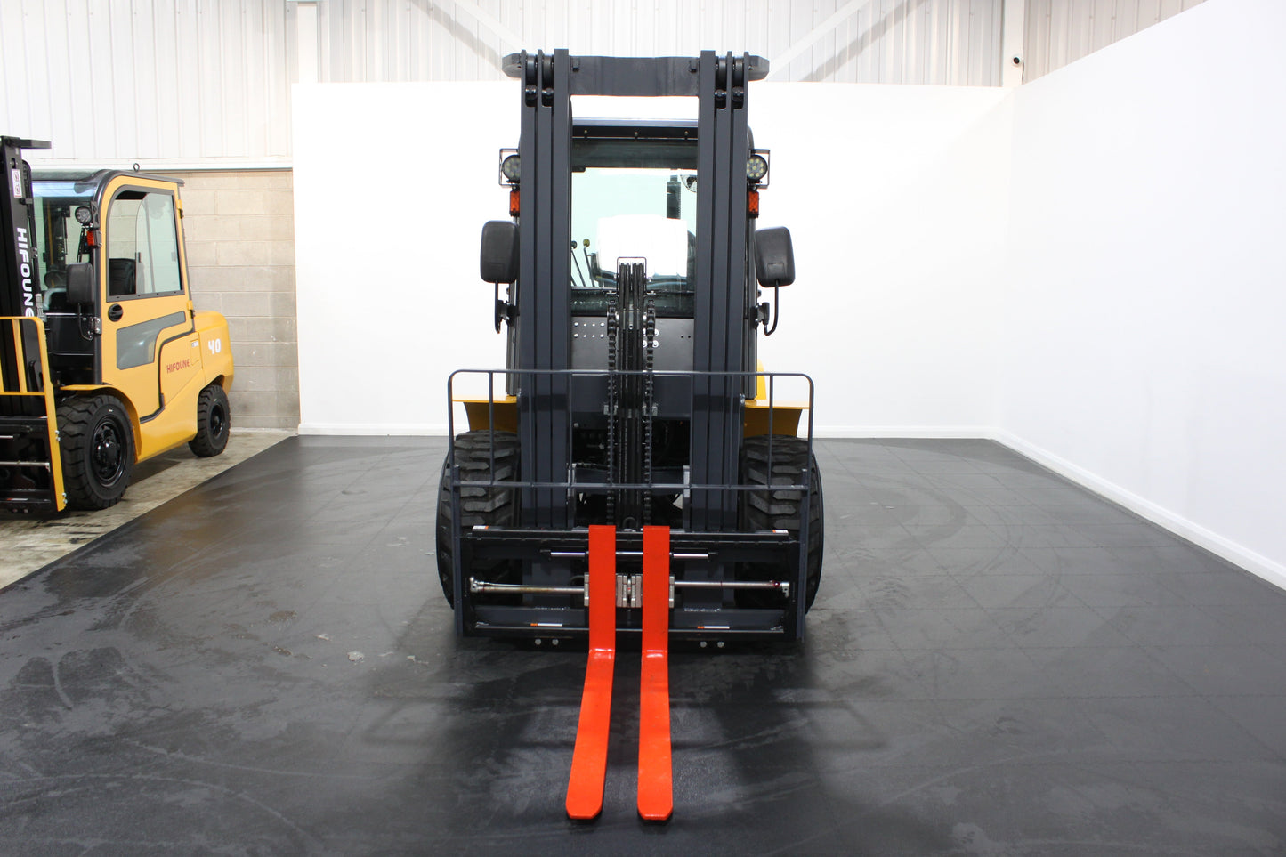 Hifoune CPCD25-2WD - Full cab - Rough terrain forklift