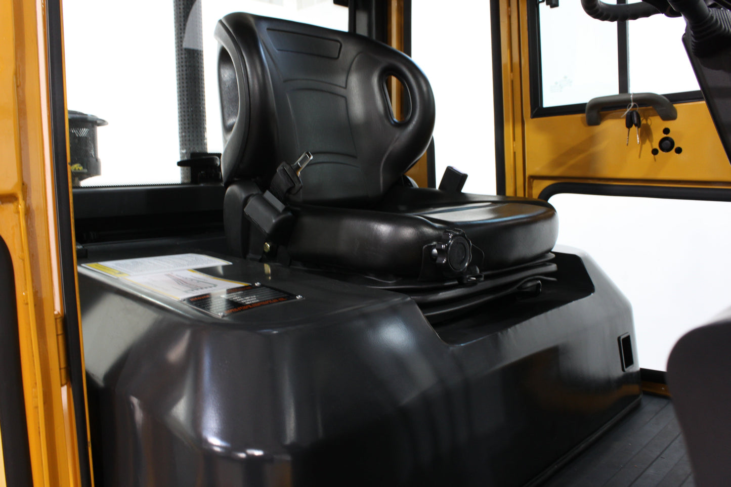 Hifoune CPCD25-2WD - Full cab - Rough terrain forklift