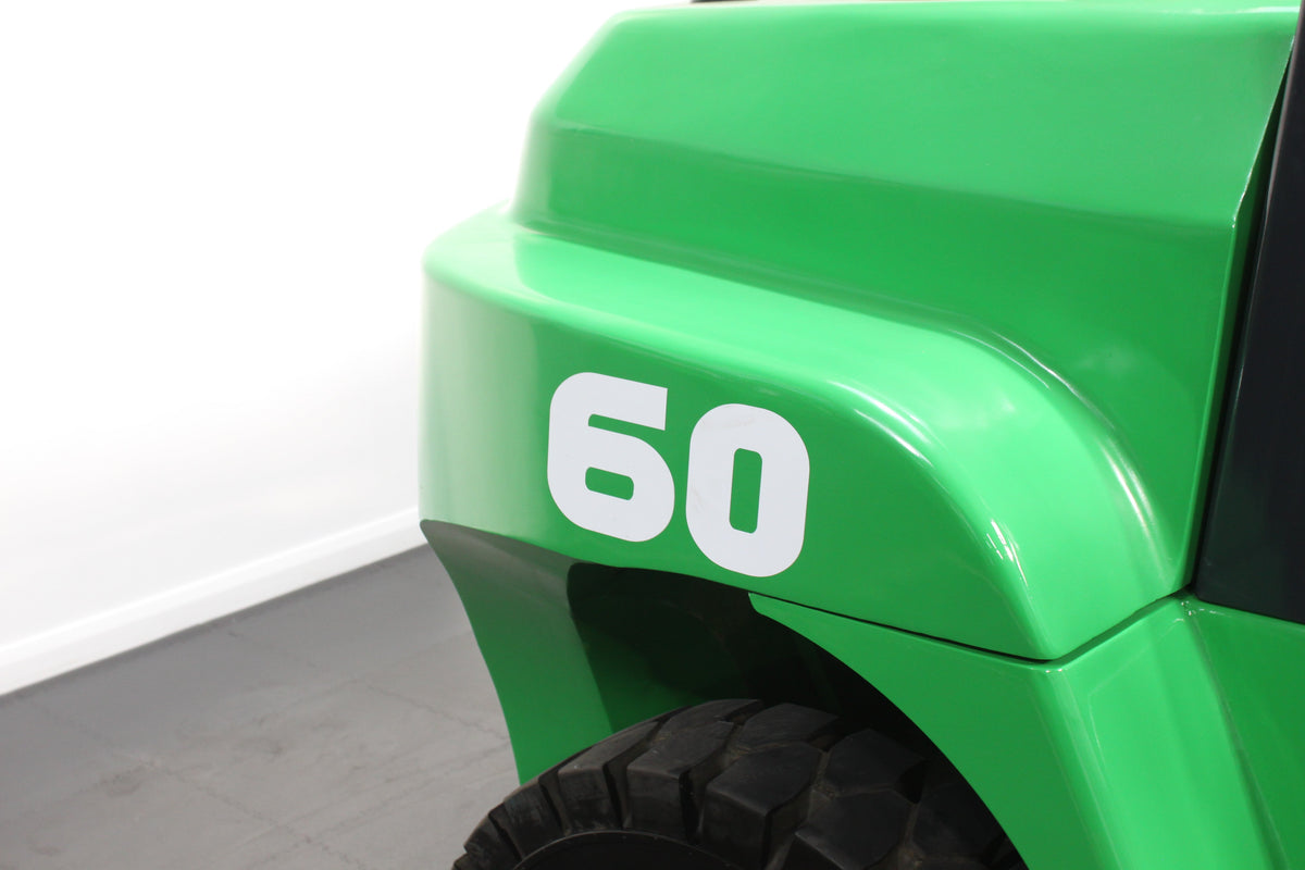 giraffe GBL60 | Open Cab Lithium Electric Counterbalance  | 4-Wheel Forklift