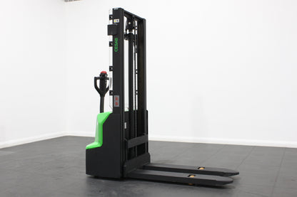 CESAB S010i Lithium Electric Pallet Stacker