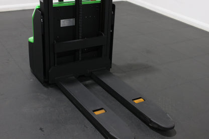 CESAB S010i Lithium Electric Pallet Stacker