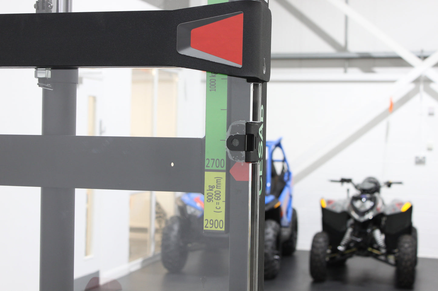 CESAB S010i Lithium Electric Pallet Stacker
