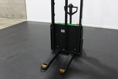CESAB S010i Lithium Electric Pallet Stacker