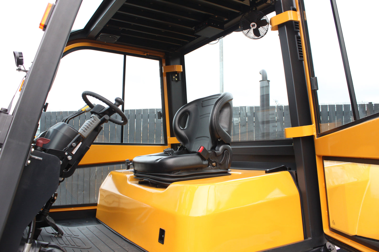 Hifoune FD10T 10T diesel forklift with full cab & rotator clamp | Triplex mast