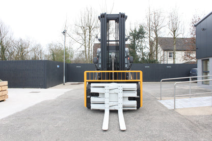 Hifoune FD10T 10T diesel forklift with full cab & rotator clamp | Triplex mast