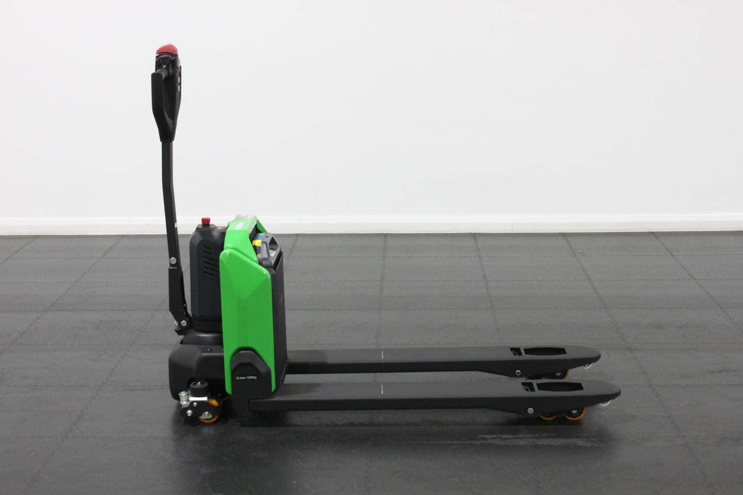 CESAB P013i 1.3T Lithium Ion Powered Pallet Truck
