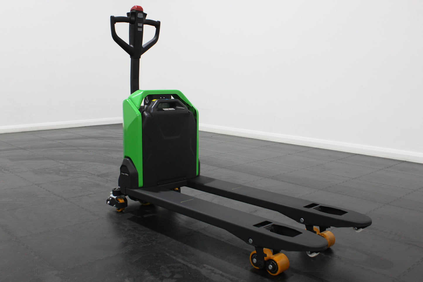 CESAB P013i 1.3T Lithium Ion Powered Pallet Truck