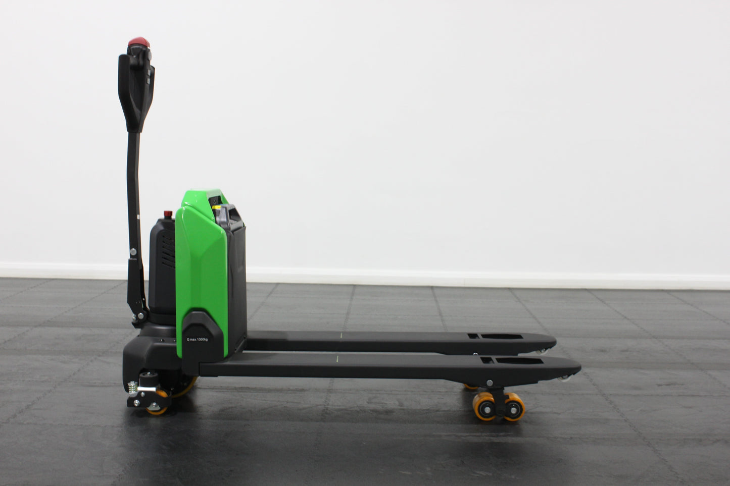 CESAB P013i 1.3T Lithium Ion Powered Pallet Truck