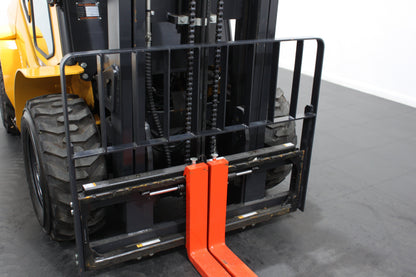 Hifoune CPCD25-4WD - Full cab - Rough terrain forklift