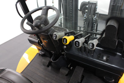 Hifoune CPCD25-2WD - Half cab - Rough terrain forklift