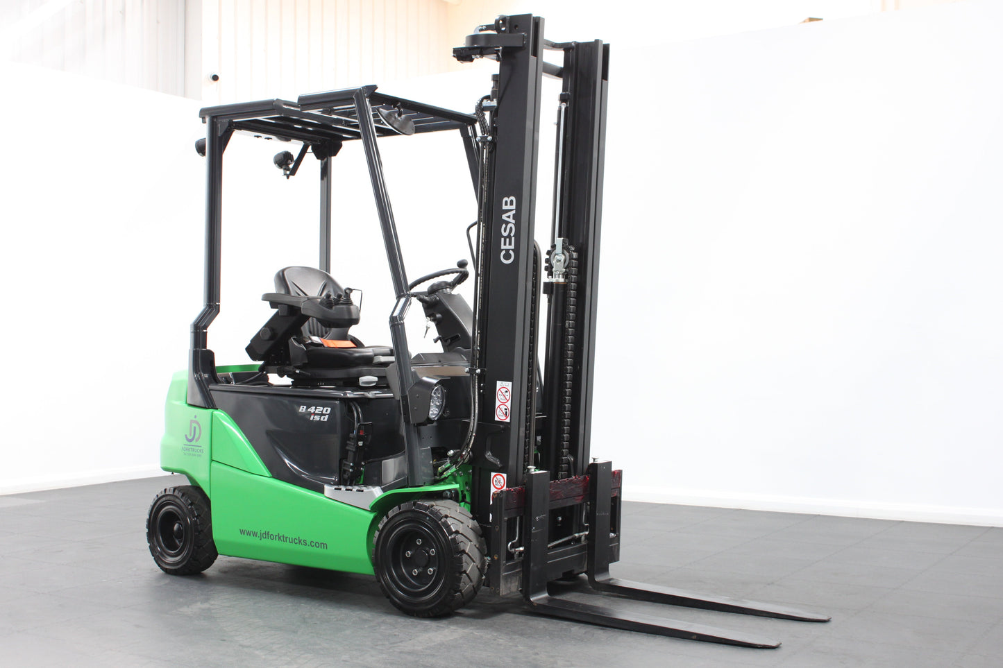 CESAB B420 2T Electric Forklift with Drive-In Racking Guard | 48V Battery