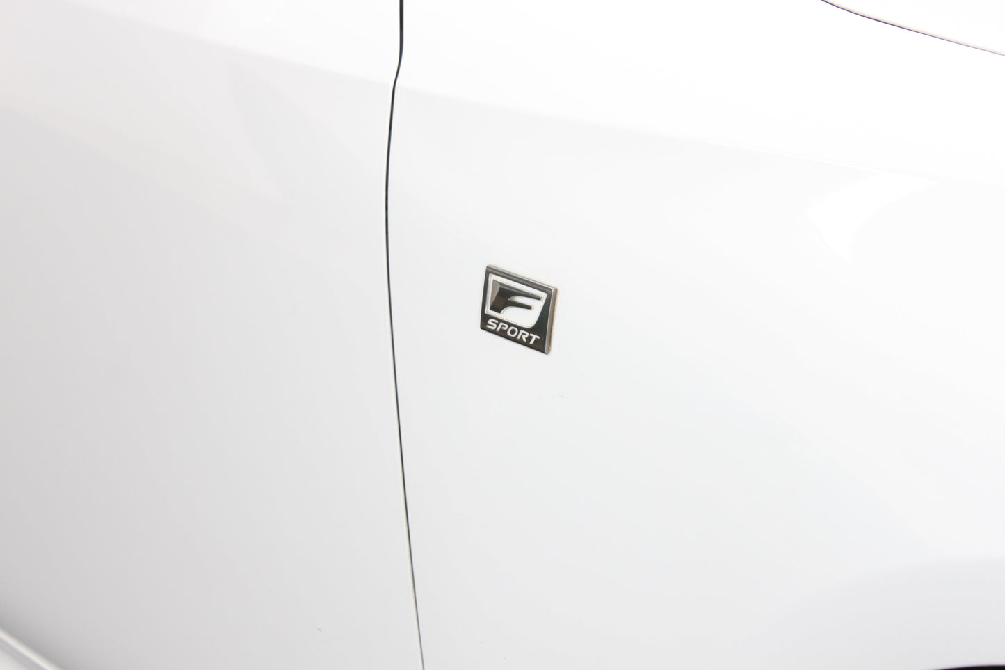 Lexus IS 300h F-Sport 4dr CVT Auto