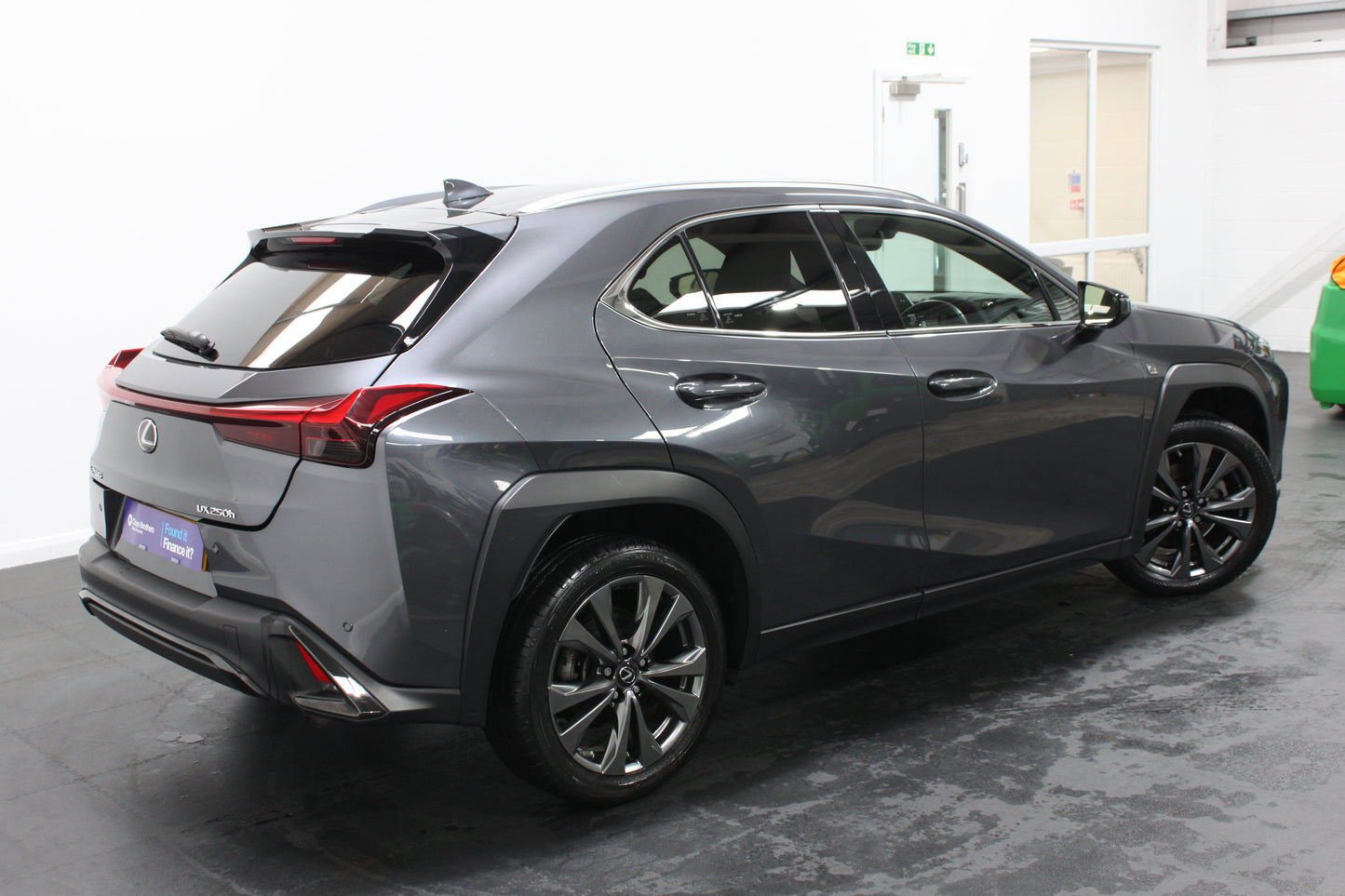 Lexus UX 250h 2.0 F-Sport Design 5dr CVT