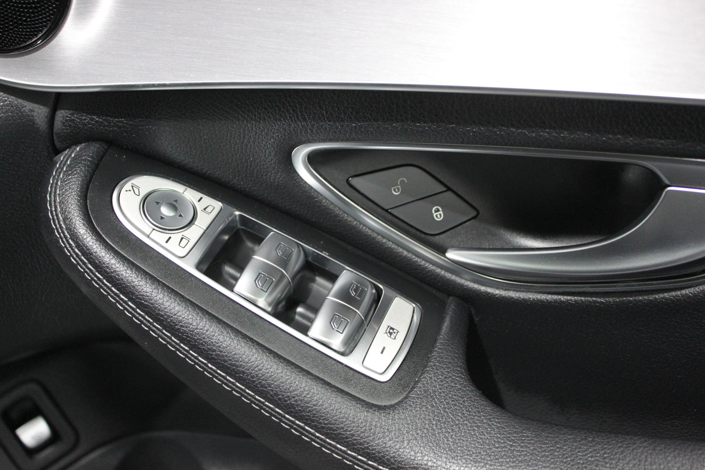 Mercedes C-Class C200 Sport Premium 4dr 9G-Tronic