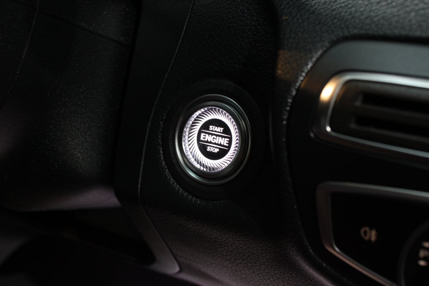 Mercedes C-Class C200 Sport Premium 4dr 9G-Tronic
