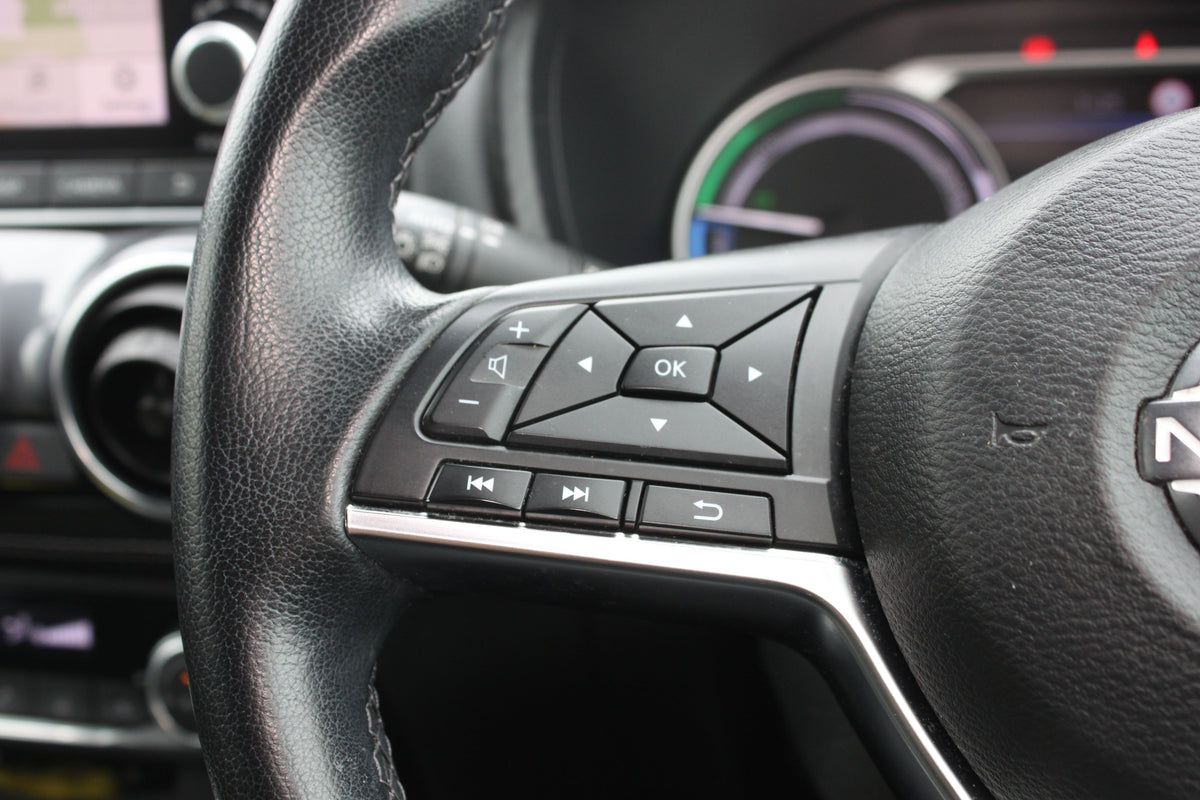 Nissan Juke 1.6 Hybrid N-Connecta 5dr Auto