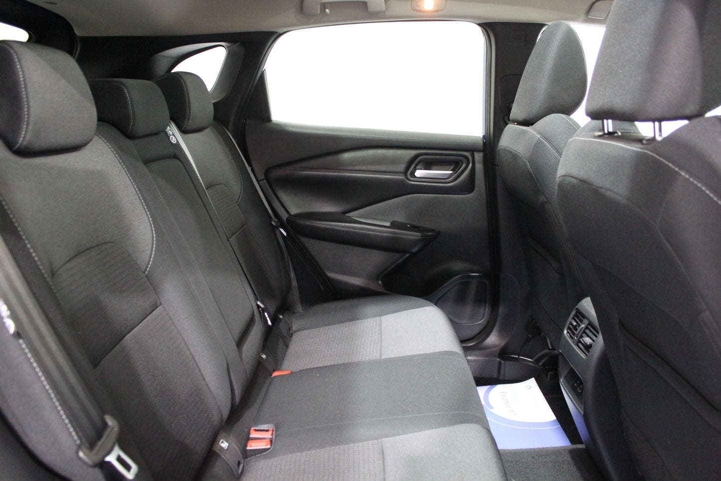 Nissan Qashqai 1.3 DiG-T MH 158 N-Connecta 5dr Xtronic