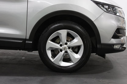 Nissan Qashqai 1.3 DiG-T Acenta Premium 5dr