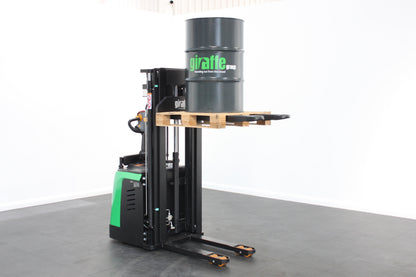 giraffe GES16P-40  Stand-on Powered Stacker – 1,600kg Capacity | Lithium-Ion Electric