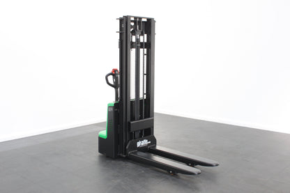 giraffe GES15M-30 Electric Pallet Stacker – 1,500kg Capacity | Lithium-Ion Electric