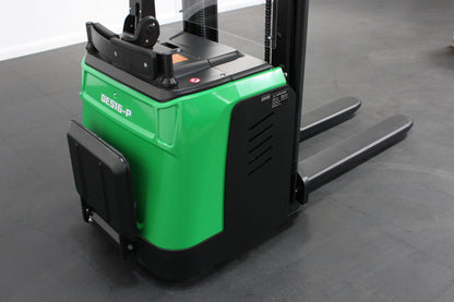 giraffe GES16P-30  Stand-on Powered Stacker – 1,600kg Capacity | Lithium-Ion Electric