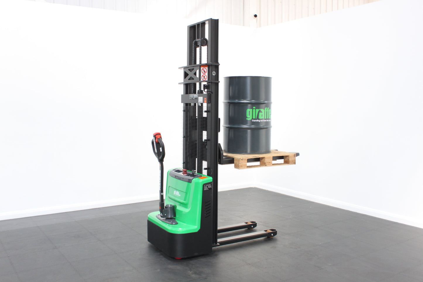 giraffe GES15M-30 Electric Pallet Stacker – 1,500kg Capacity | Lithium-Ion Electric