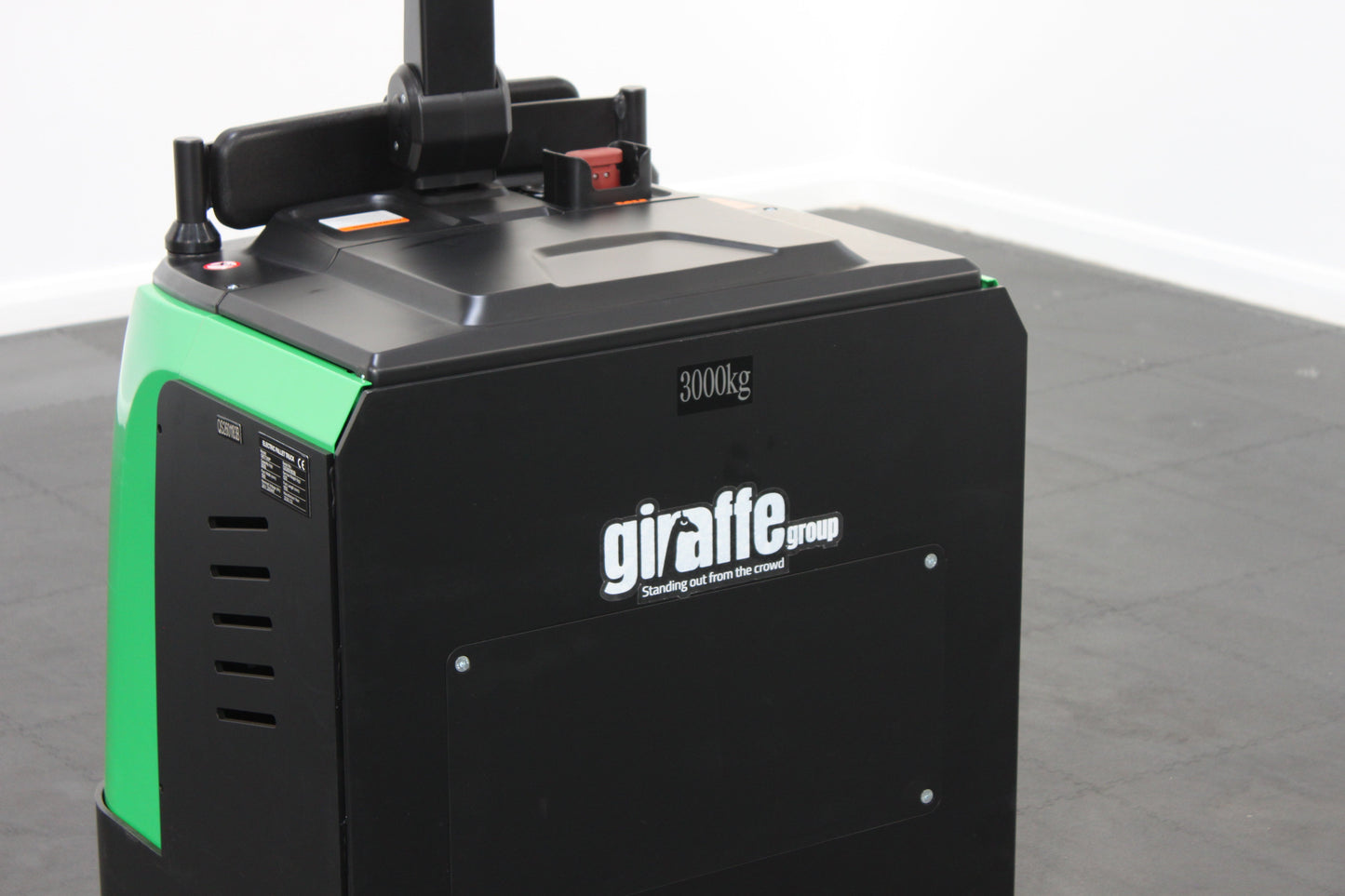 giraffe GET30P Stand-on Pallet truck–  3,000kg Capacity | Lithium-Ion Electric