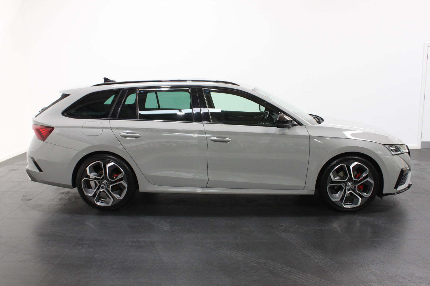 Skoda 2.0 TDI 200 Estate vRS 5dr DSG