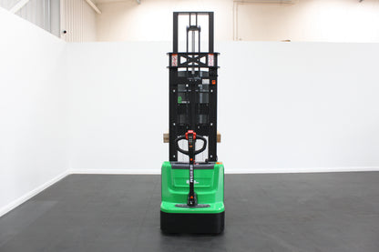 giraffe GES15M-35 Electric Pallet Stacker – 1,500kg Capacity | Lithium-Ion Electric