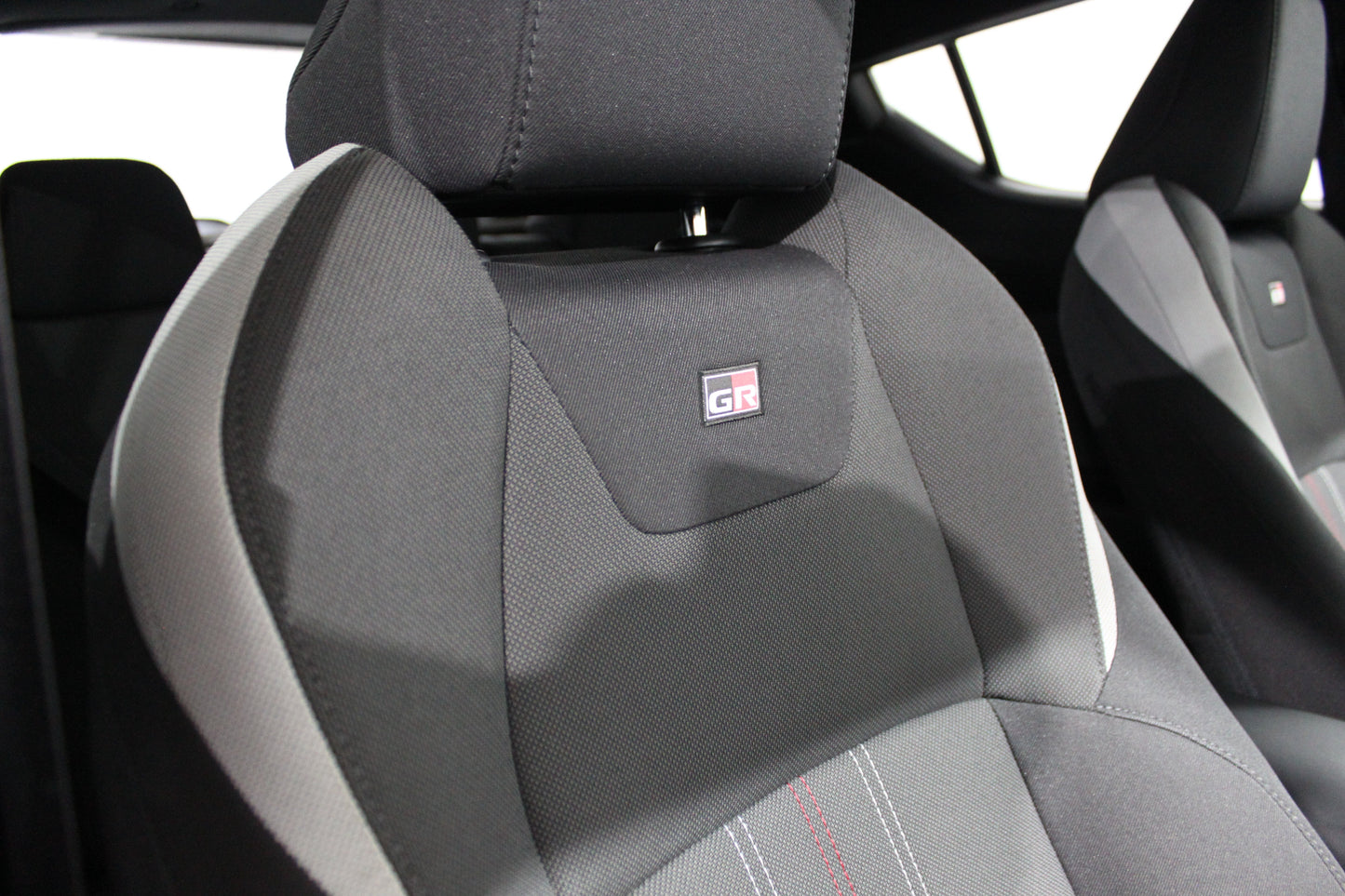 Toyota C-HR 1.8 Hybrid GR Sport 5dr CVT
