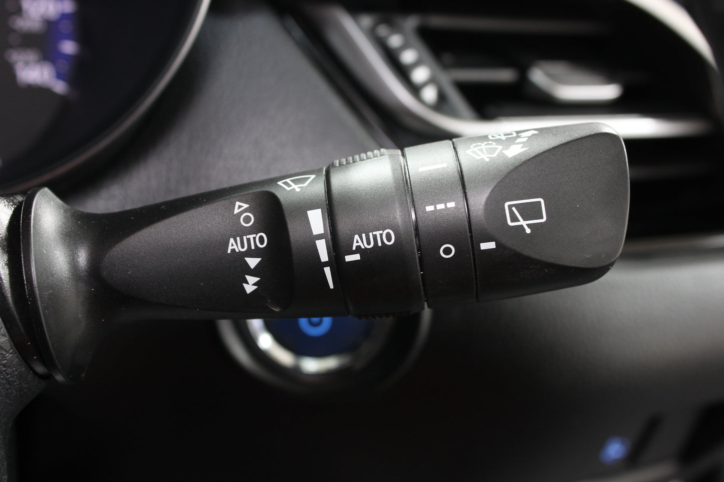 Toyota C-HR 1.8 Hybrid Excel 5dr CVT