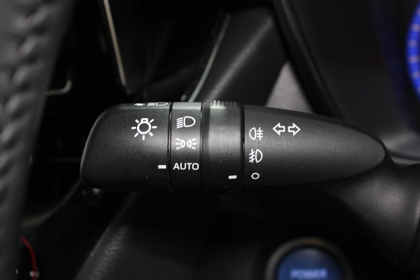 Toyota Corolla 1.8 VVT-i Hybrid Design 5dr CVT