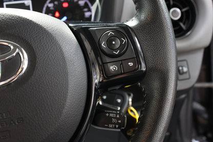 Toyota Yaris 1.5 VVT-i Icon Tech 5dr