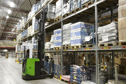 CESAB R100 Electric Reach Truck – 1200kg to 1600kg Capacity | Compact Lithium Ion Electric Reach Truck for Efficient Warehouse Operations