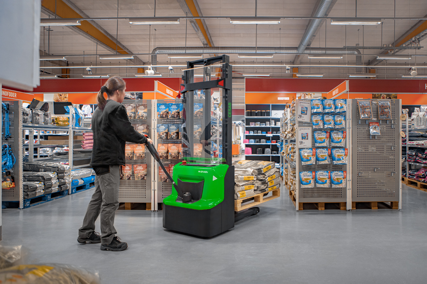 CESAB S010i Compact Powered Stacker – 1000kg Capacity | Lithium-Ion Electric Stacker for Basic Warehouse Applications